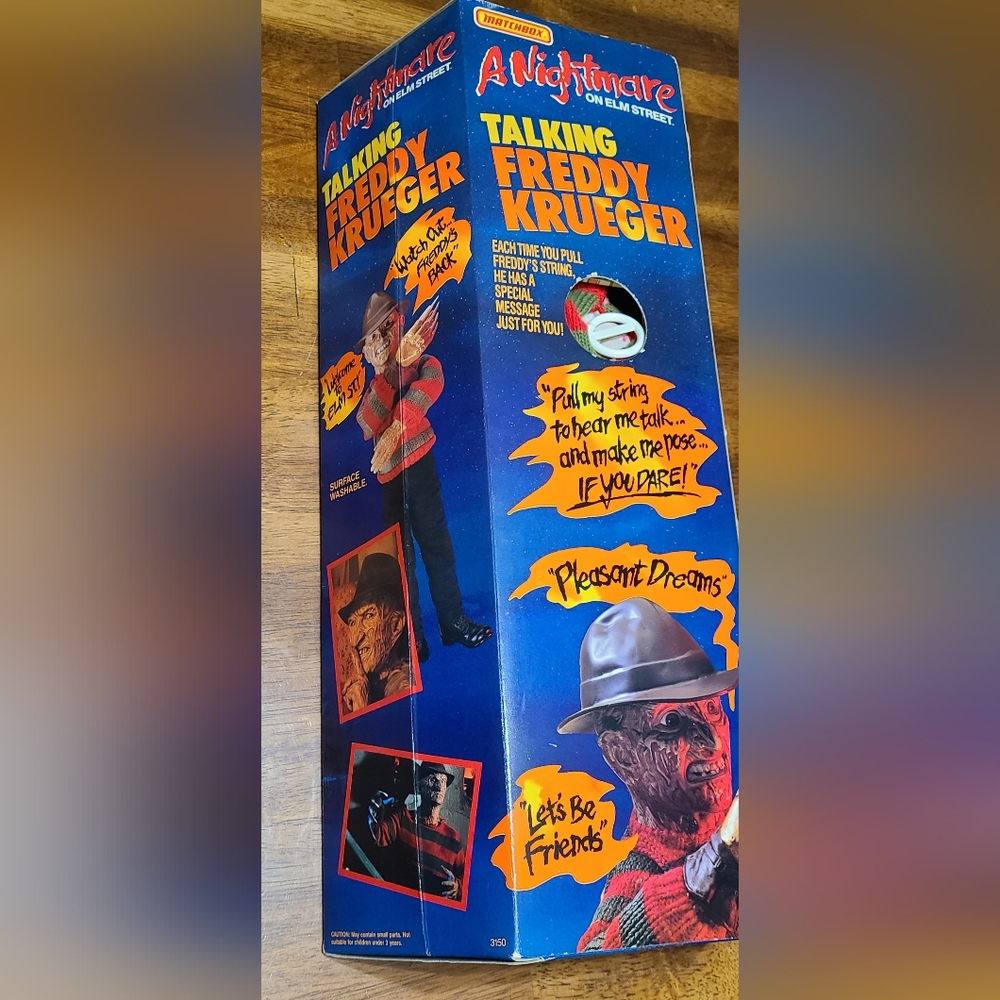 Freddy Krueger 1989 talking doll - Picture 8 of 15